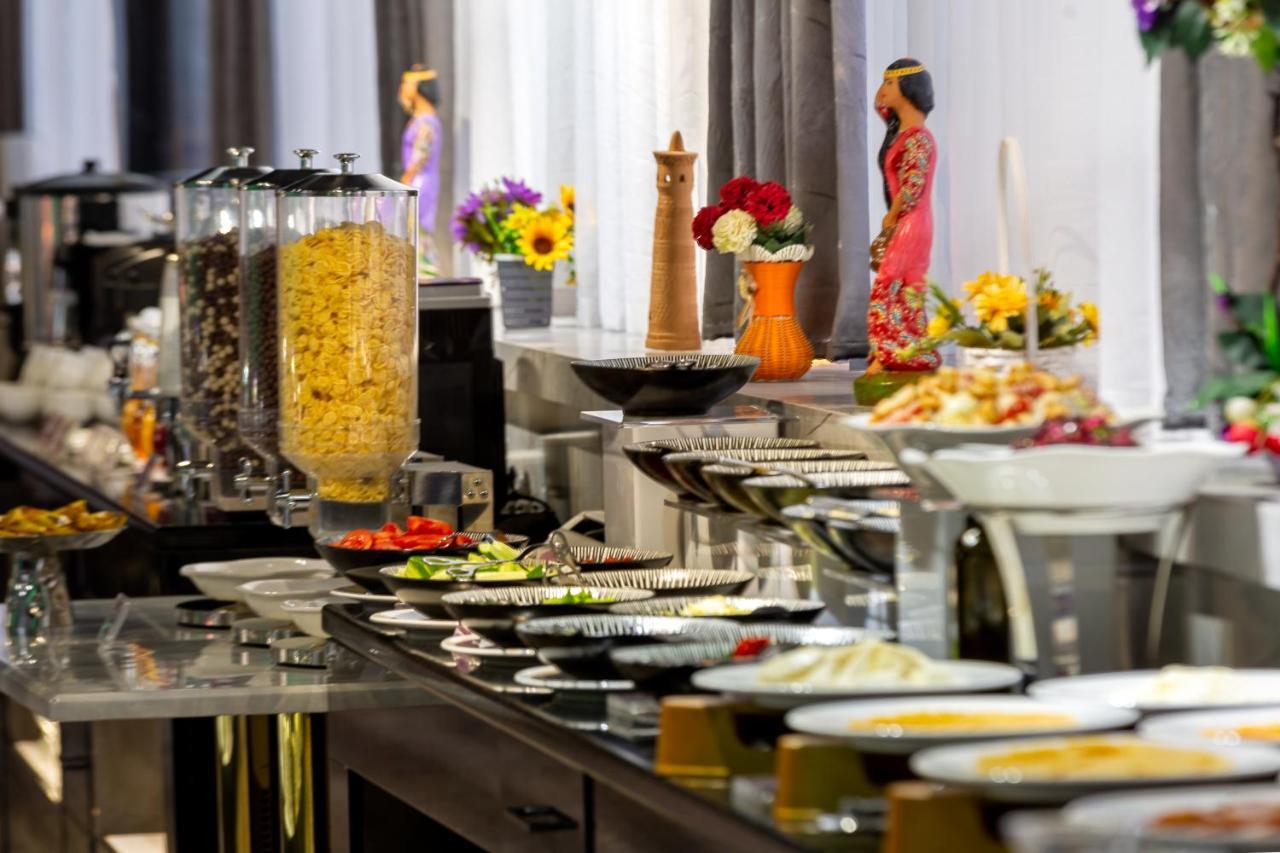 Sahid Zarafshon Hotel Бухара Екстериор снимка